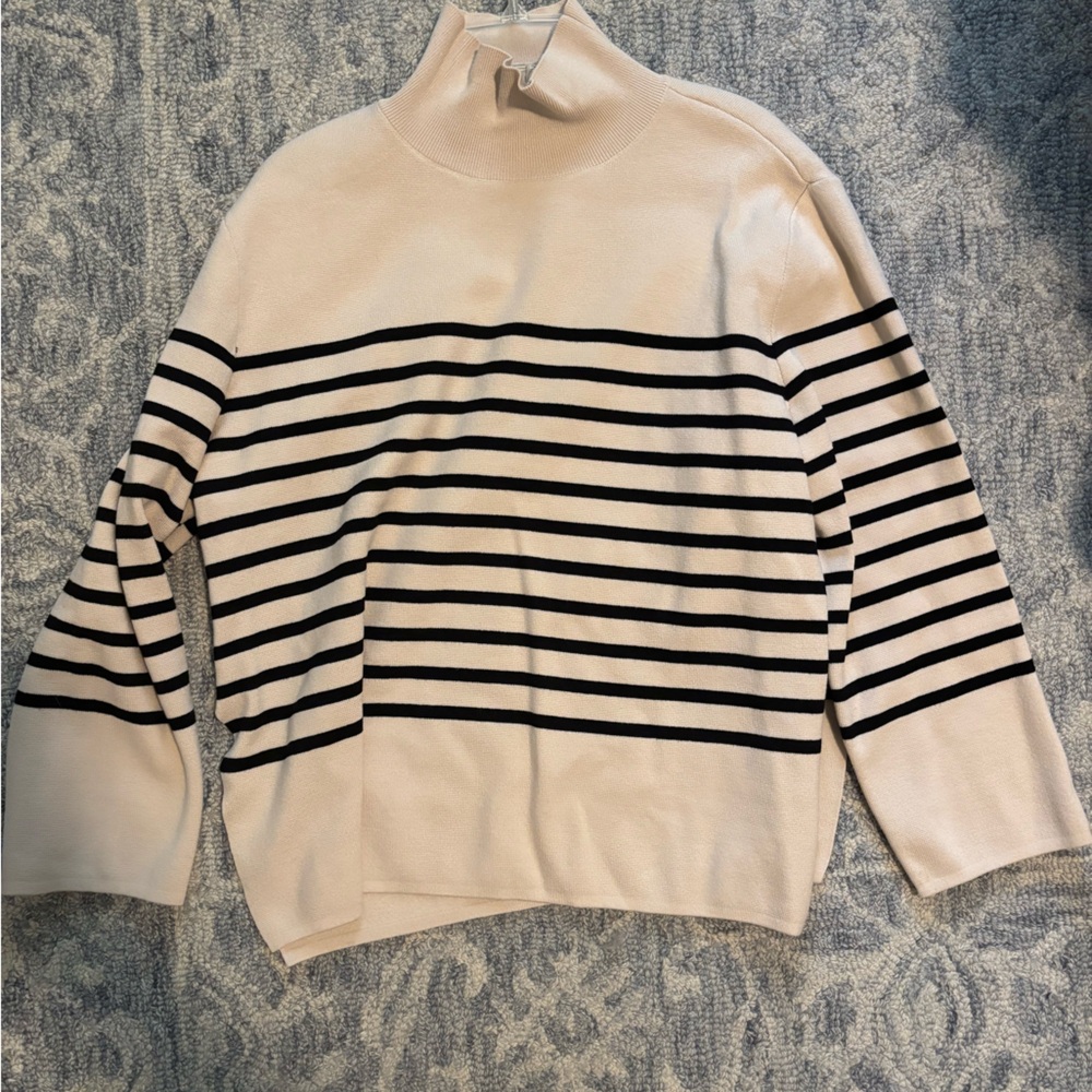 H&M Beige Ribbed Knit Sweater